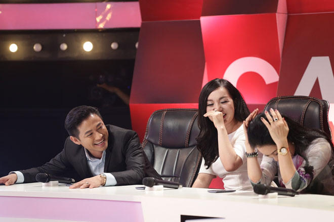 Trường Giang ngang nhiên tán tỉnh người đẹp khác