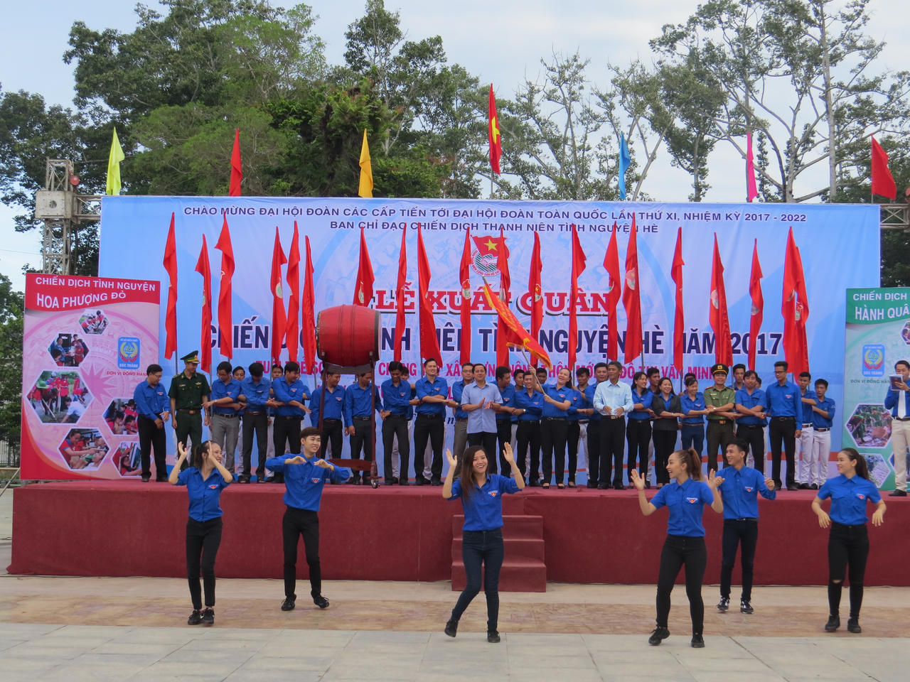 Thanh niên Sóc Trăng xuất quân Chiến dịch tình nguyện hè