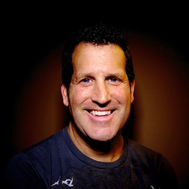 Ông bố dành 12 năm chuẩn bị quà tặng con gái yêu