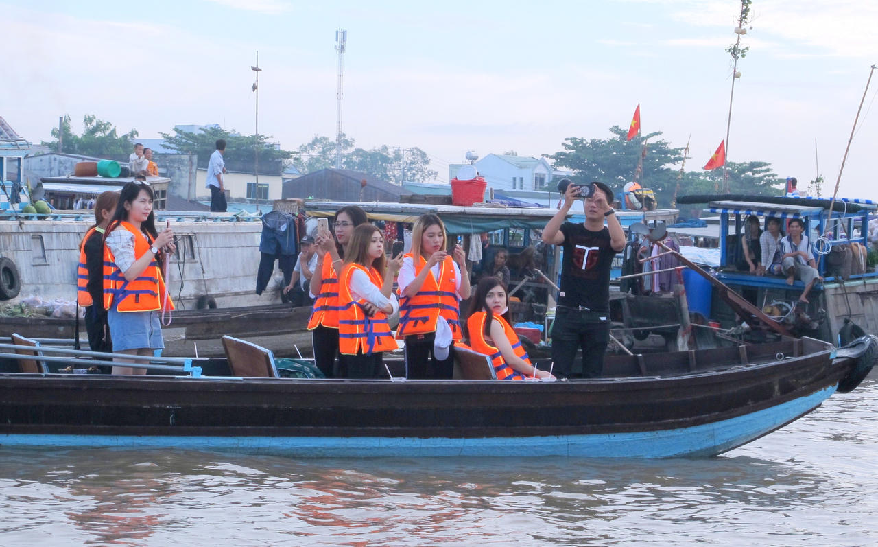 Chợ nổi Cái Răng (Cần Thơ): Doanh thu 3 tỷ đồng/ngày