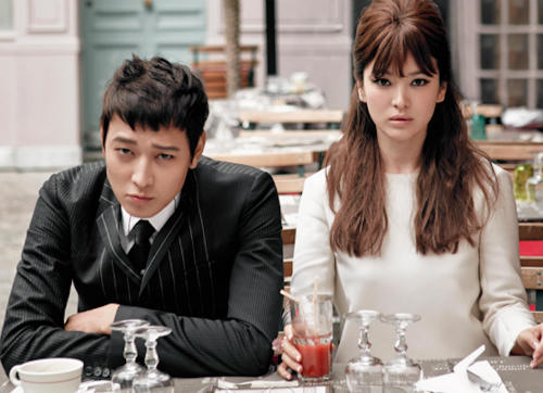 Những tài tử từng 'đổ gục' trước Song Hye Kyo