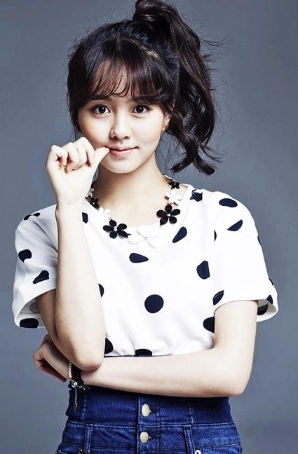 Nhan sắc mỹ nhân 18 tuổi đang khuynh đảo màn ảnh Hàn