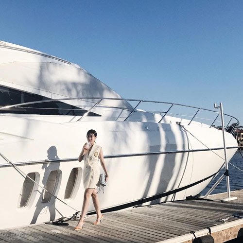 Chân dung 3 cô gái Việt siêu giàu trên báo nước ngoài