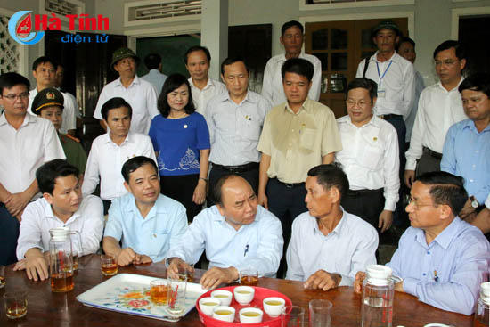 Thủ tướng Nguyễn Xuân Phúc tri ân liệt sỹ Ngã ba Đồng Lộc