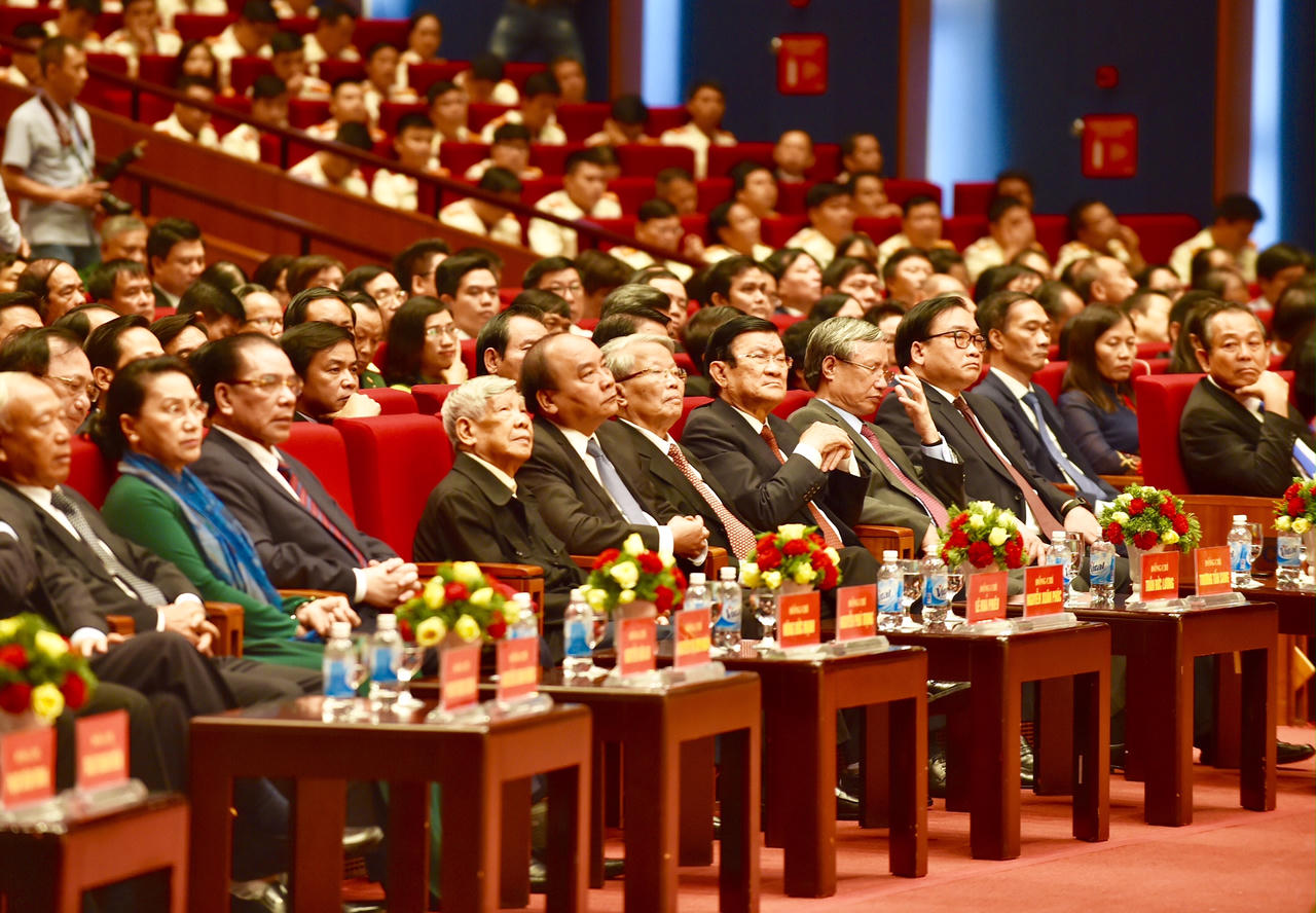 Các anh hùng liệt sĩ, thương binh đã làm rạng rỡ dân tộc, vẻ vang giống nòi