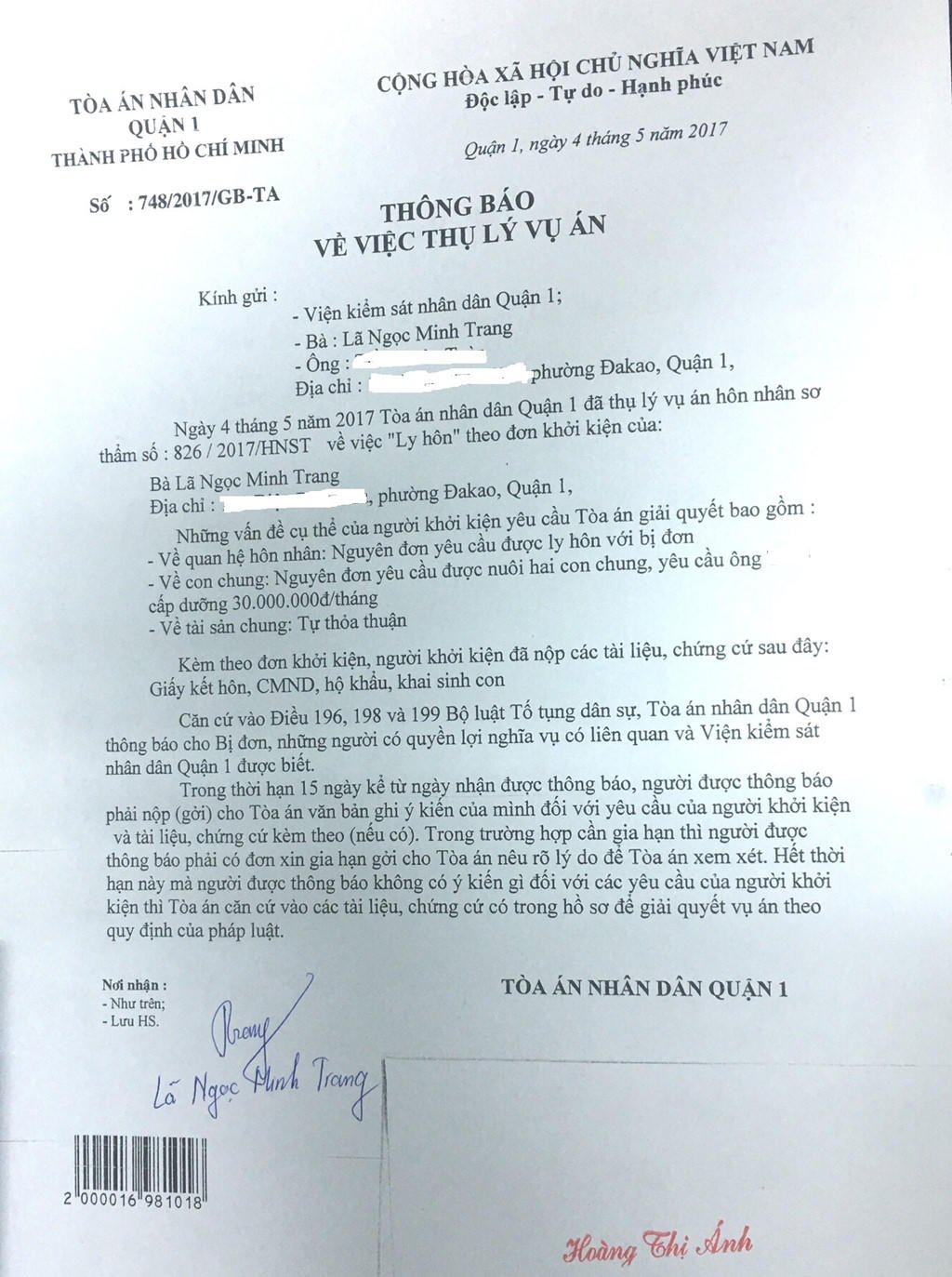 Người đẹp Việt tố chồng đại gia bạo hành, cướp con