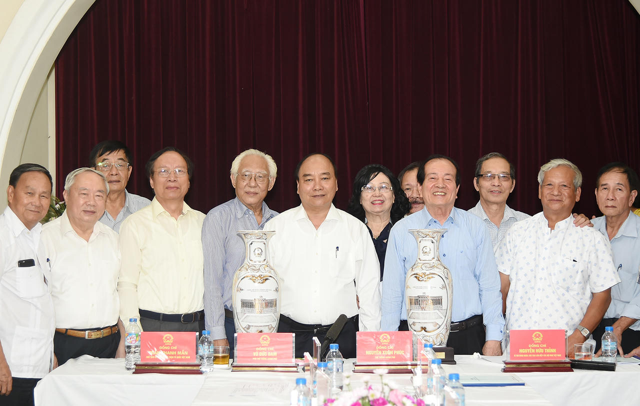 'Thủ tướng lắng nghe bất cứ văn nghệ sĩ nào có ý tưởng xây dựng đất nước'