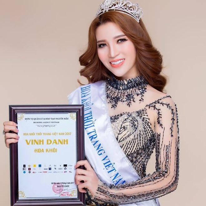 Người đẹp thi cho có danh hiệu Hoa khôi để bán dâm giá nghìn đô?