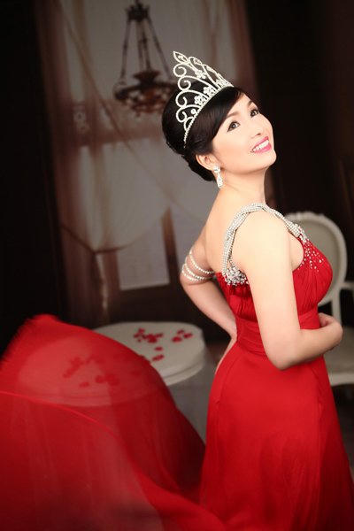 'Ông trùm' kể chuyện ít người biết về hoa hậu Bùi Bích Phương