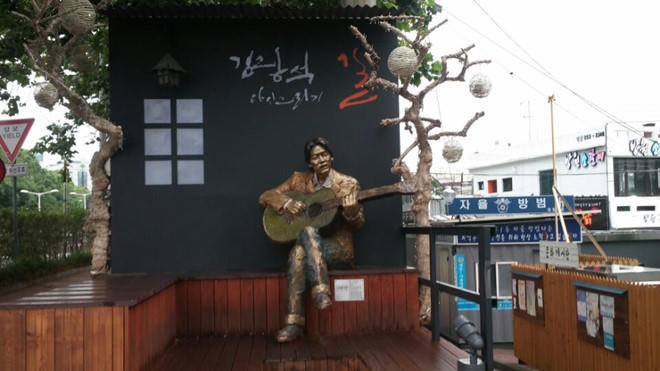 Uẩn khúc cái chết của nam ca sĩ Hàn Quốc ở tuổi 32