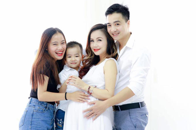 Chồng trẻ bày tỏ tình yêu dành cho diễn viên Hoàng Yến