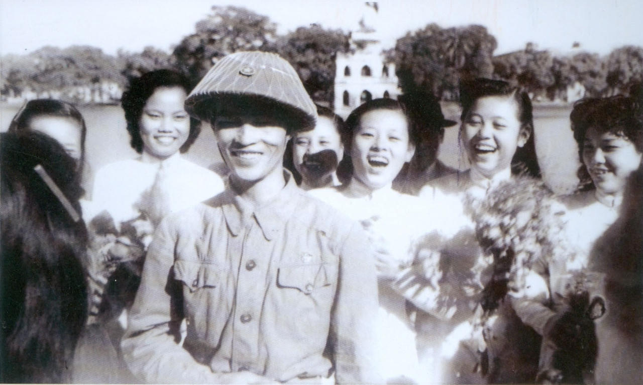 Những khoảnh khắc lịch sử ngày Giải phóng Thủ đô 