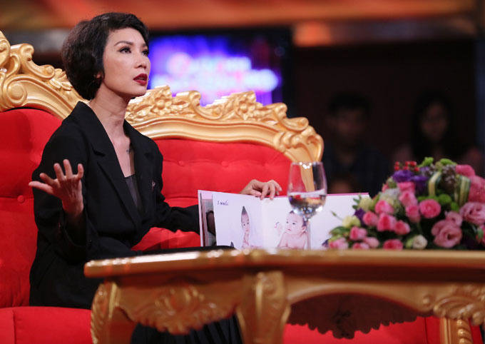 xuan-lan-chua-xot-ke-chuyen-be-tho-bi-bo-de-choi-bo-1