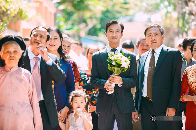 tran-tu-nguoi-phan-xu-bi-mat-lam-le-dinh-hon-voi-vo-hot-girl-2