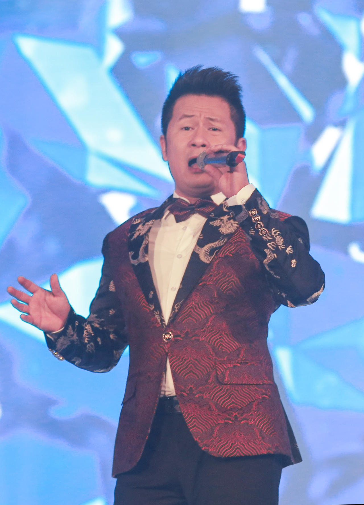 Bằng Kiều: 'Thanh Hà chỉ cần đẹp là được rồi'