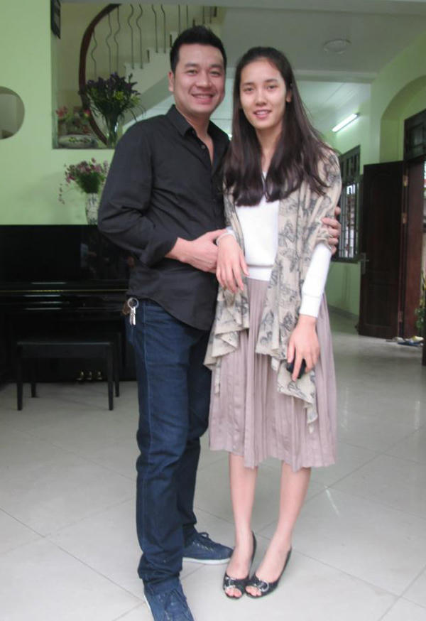 nguyen-ha-khong-soc-khi-bi-don-cap-voi-dao-dien-de-co-vai-1