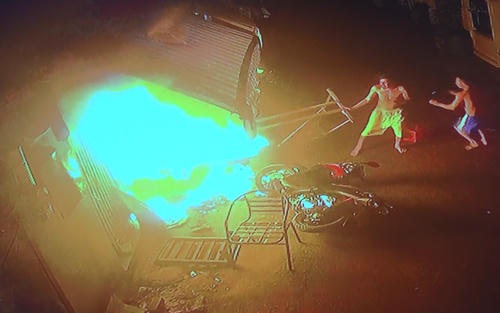 co-cuu-chau-khoi-can-nha-chay-o-sai-gon-ba-cung-tu-vong-1