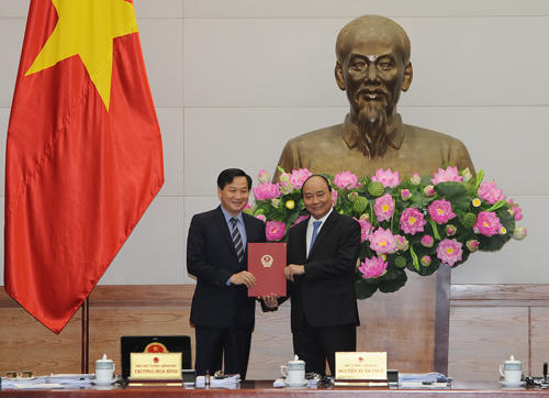 Thủ tướng trao quyết định bổ nhiệm tân Thành viên Chính phủ