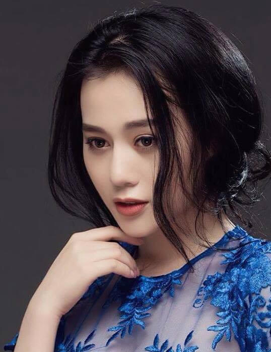 Diễn viên Phương Oanh và nỗi ê chề khi đi xin rửa bát, phục vụ quán bi-a