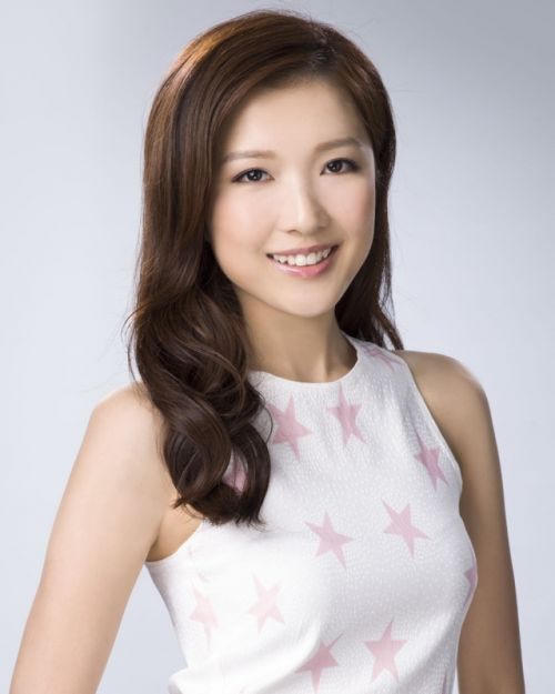 nhung-bong-hong-om-mong-phuong-hoang-vay-quanh-cac-ty-phu-chau-a-3