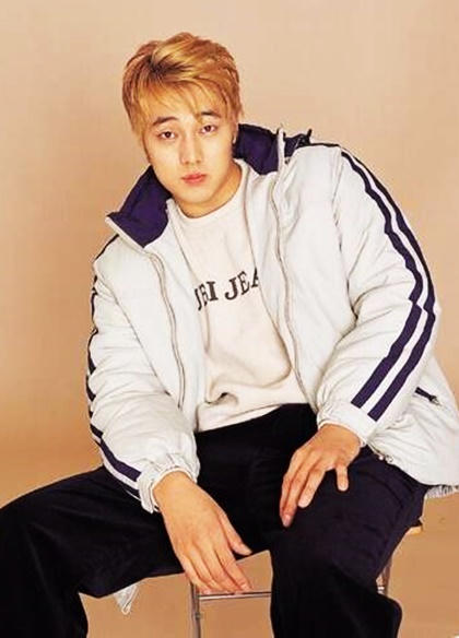 so-ji-sub-quy-ong-doc-than-dat-gia-xu-han-1