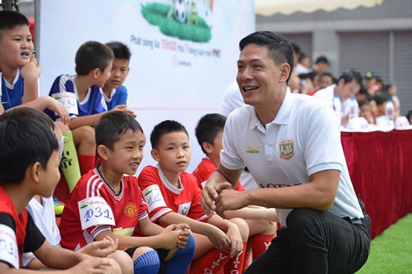 Dân mạng 'soi' lời trần tình mâu thuẫn sau khi lộ ảnh của Bình Minh