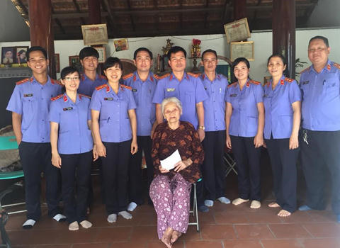 Xây dựng hình ảnh đẹp người cán bộ kiểm sát