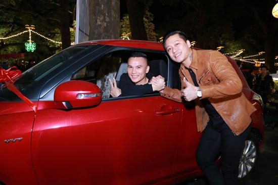 Tuấn Hưng,làng sao