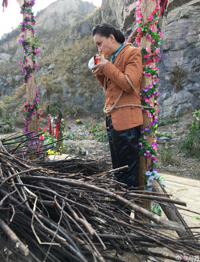 Bua an tam bo tren phim truong cua sao hang A Trung Quoc hinh anh 3