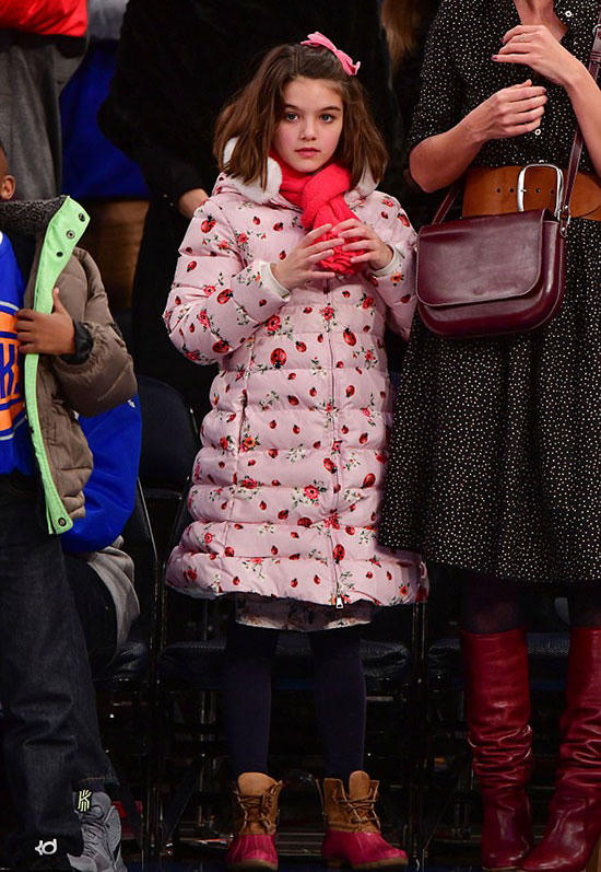 suri-cruise-lon-bong-nhu-thieu-nu-6