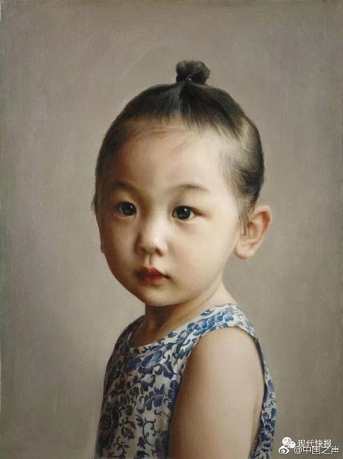 Ông bố Trung Quốc dành 10 tiếng mỗi ngày vẽ con gái