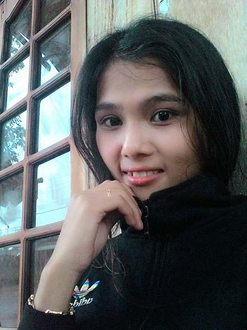 em gai tan hoa hau hoan vu h'hen nie xinh dep khong thua kem chi hinh anh 1