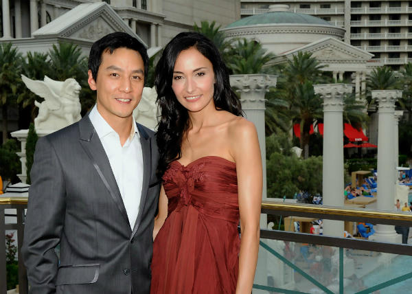 Vợ chồng Lisa S và Ngô Ngạn Tổ tại khu nghỉ dưỡng cảo cập của cha dượng tỷ phú.