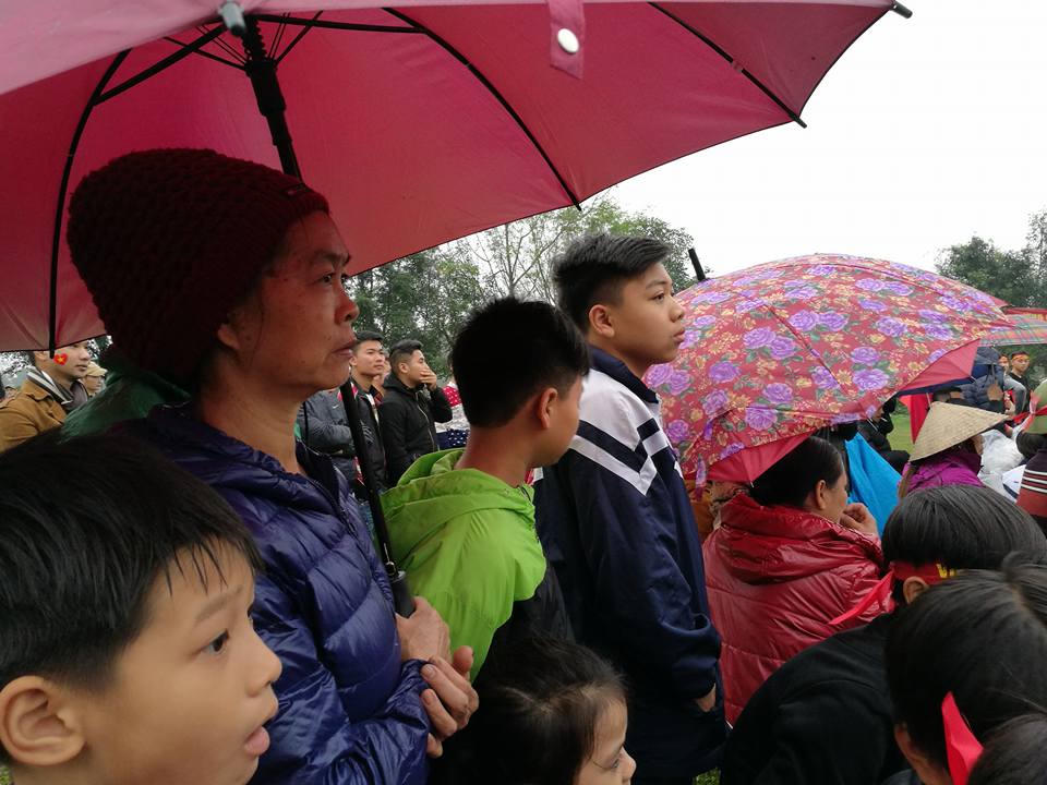 truc tiep tai nha quang hai: quang hai ghi ban, san van dong thon nhu "no tung" hinh anh 10