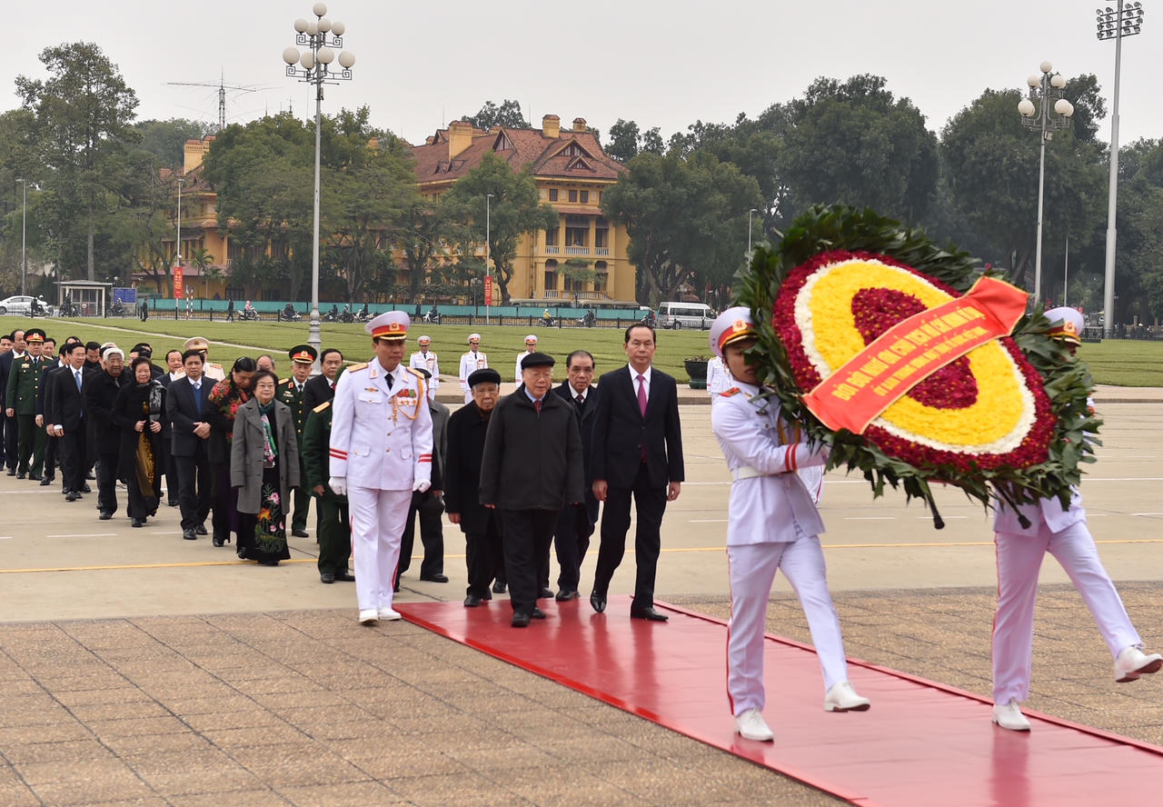 Lãnh đạo Đảng, Nhà nước thành kính tri ân Chủ tịch Hồ Chí Minh