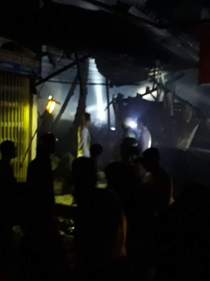 Cháy chợ, 2 vợ chồng tử vong, 5 căn nhà bị thiêu rụi