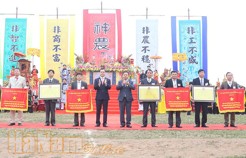 Long trọng Lễ hội Tịch điền Đọi Sơn xuân Mậu Tuất