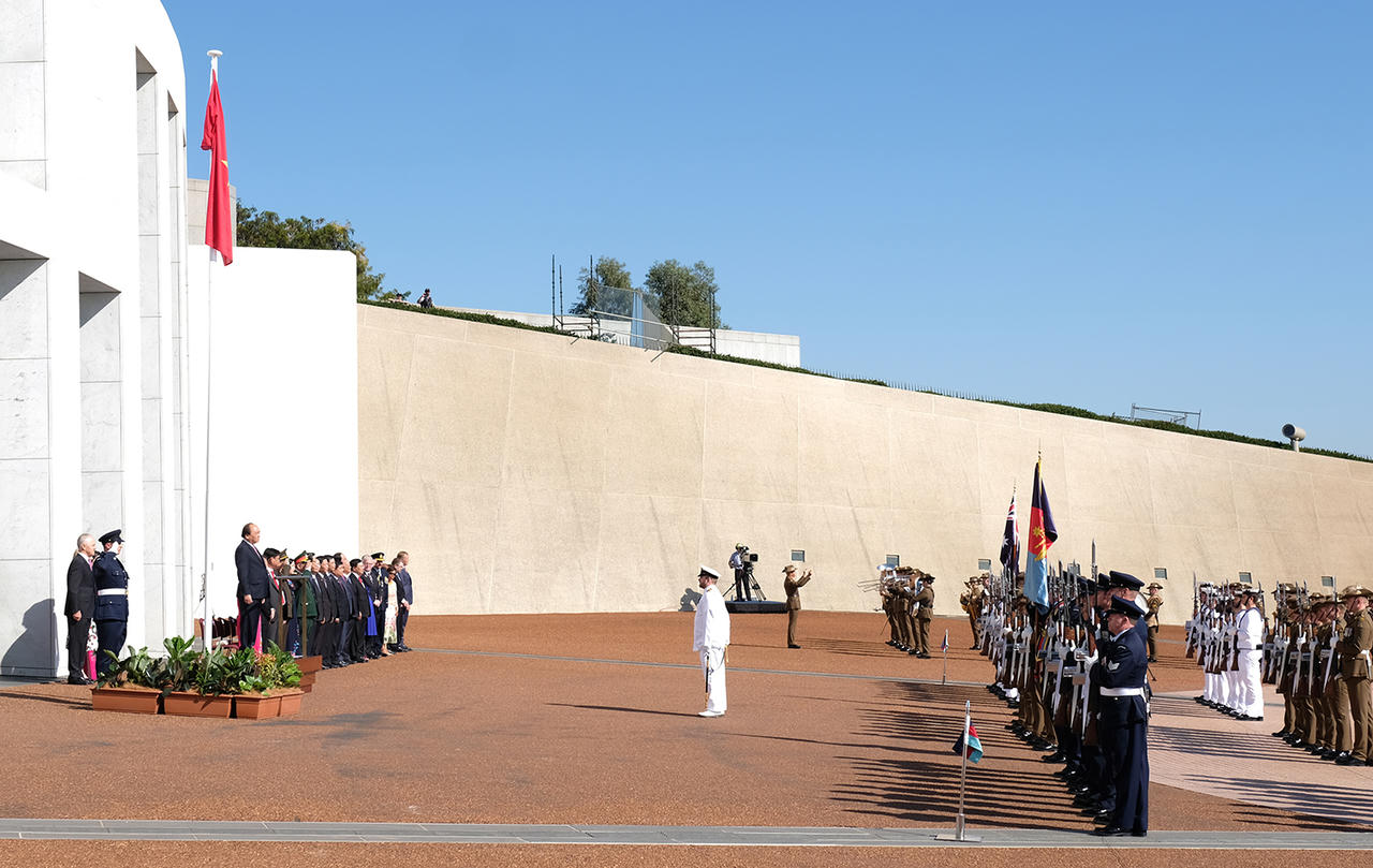 Lễ đón trọng thể Thủ tướng Nguyễn Xuân Phúc tại Australia