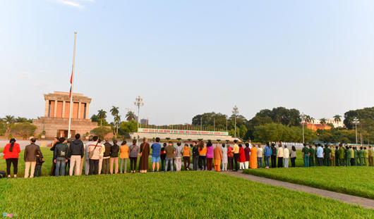 Lễ thượng cờ rủ quốc tang nguyên Thủ tướng Phan Văn Khải