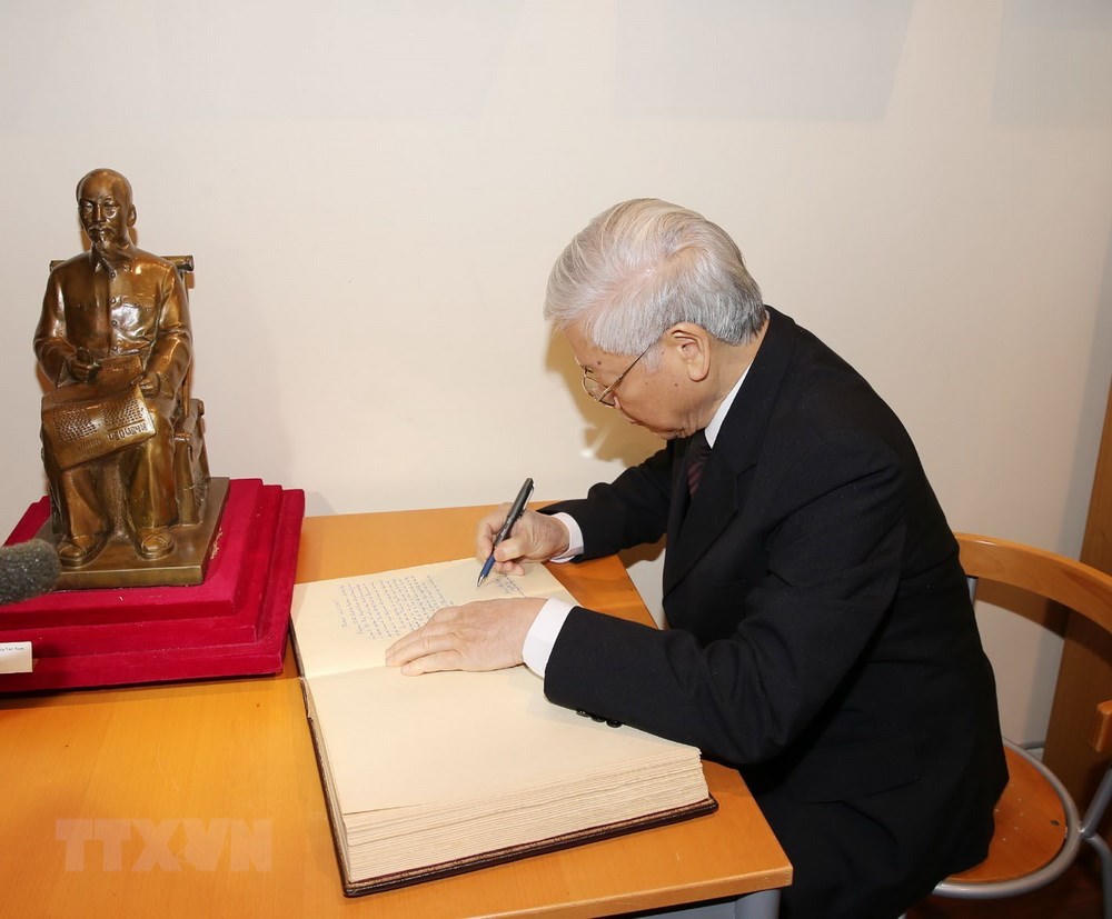 Tổng Bí thư Nguyễn Phú Trọng thăm chính thức Cộng hòa Pháp