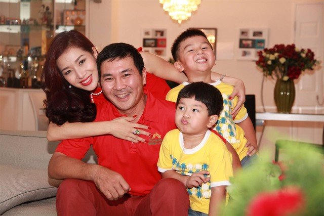 Hoa khôi Thu Hương,Nguyễn Hoài Nam