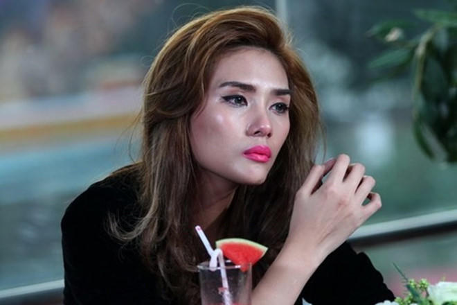 Bị người đàn ông lạ đe dọa, Võ Hoàng Yến hoang mang trình báo công an