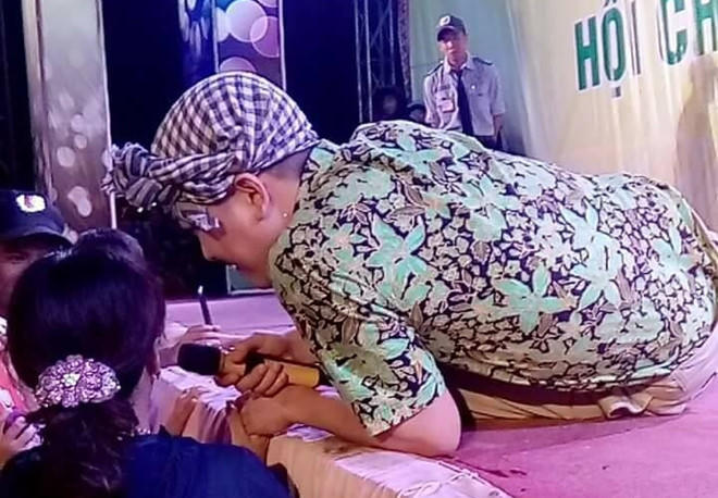 Sự thật chuyện Trường Giang "cạo trọc" vì trục trặc với Nhã Phương hình ảnh 4 su that chuyen truong giang "cao troc" vi truc trac voi nha phuong hinh anh 4