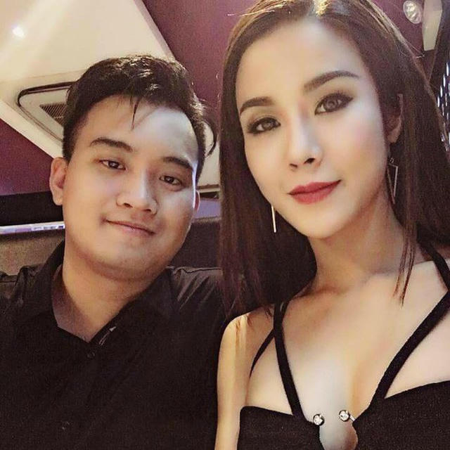 Dù kém tuổi nhưng hai người hợp nhau về mọi chuyện