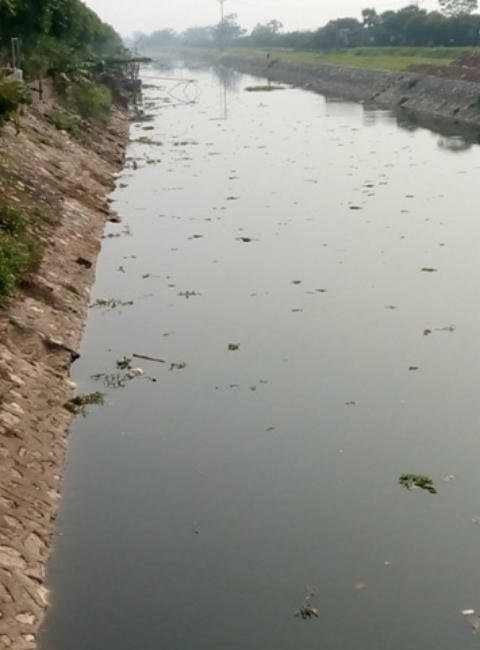 Ám ảnh con sông kín rác thải ở Khoái Châu, Hưng Yên