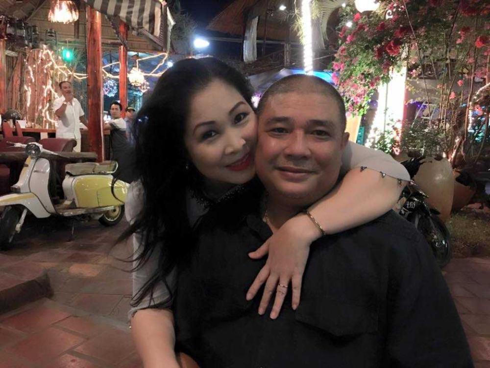 man to tinh cua hong van voi ong xa 20 nam truoc bat ngo duoc khoi lai hinh anh 2