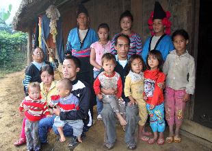 chuyen bi hai cua nguoi dan ong co 22 dua con: chau nhieu qua khong nho noi hinh anh 1