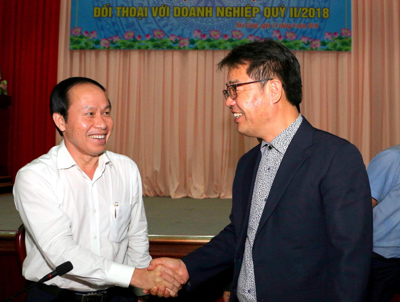 Hậu Giang chủ động đối thoại, lắng nghe tâm tư của doanh nghiệp