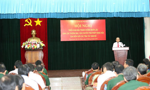 Không để bị mua chuộc, lôi kéo ‘chống lưng’, tiếp tay cho buôn lậu