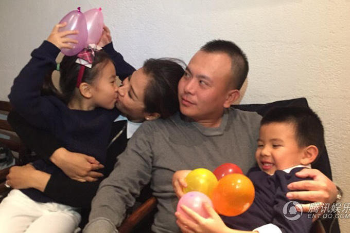 Gia đình nhỏ hạnh phúc của nàng A Châu.